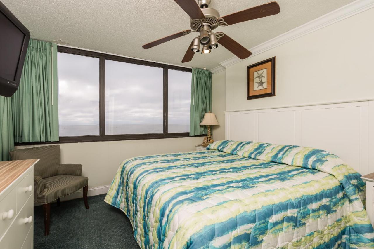 Sands Beach Club Briarcliffe Acres Esterno foto