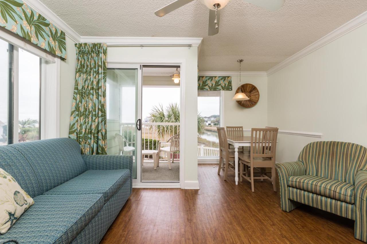 Sands Beach Club Briarcliffe Acres Esterno foto