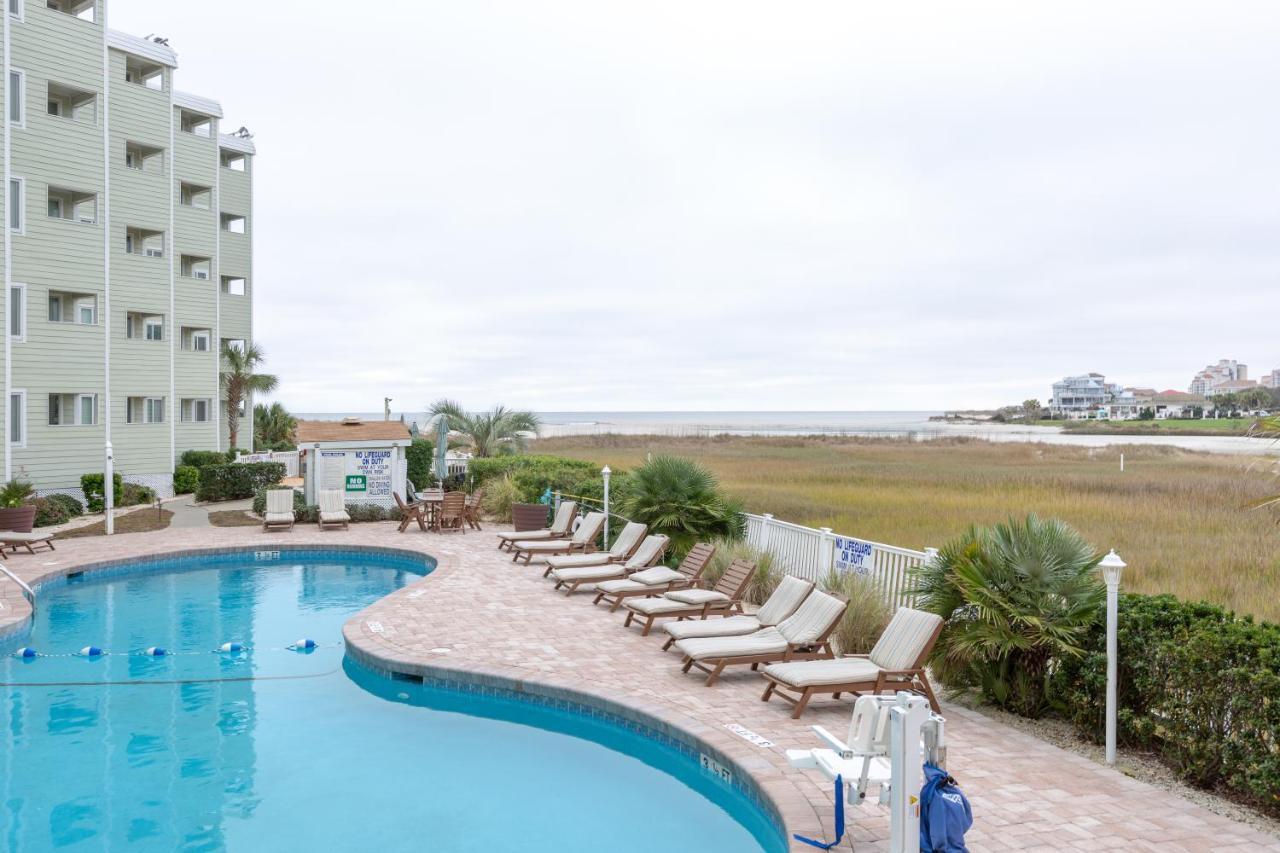 Sands Beach Club Briarcliffe Acres Esterno foto