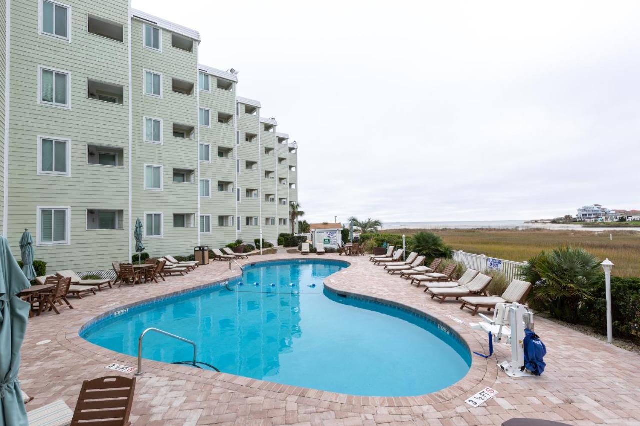 Sands Beach Club Briarcliffe Acres Esterno foto
